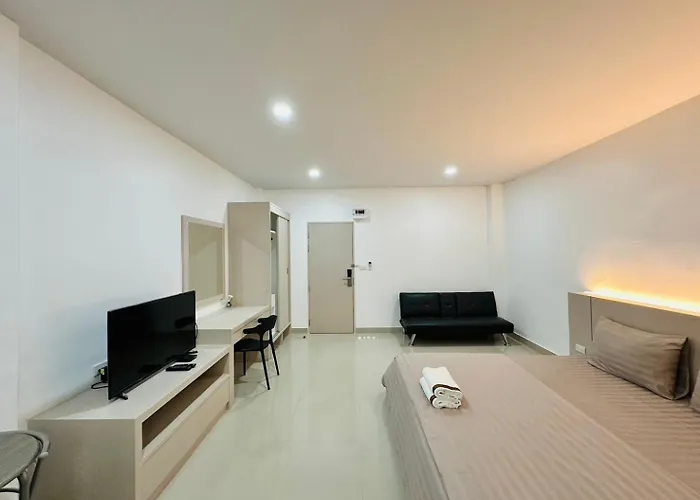 Hada House Near Yanhee Hospital *